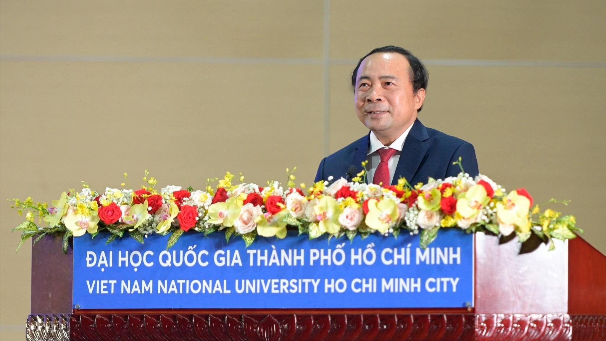 Chúc mừng PGS.TS Vũ Hải Quân