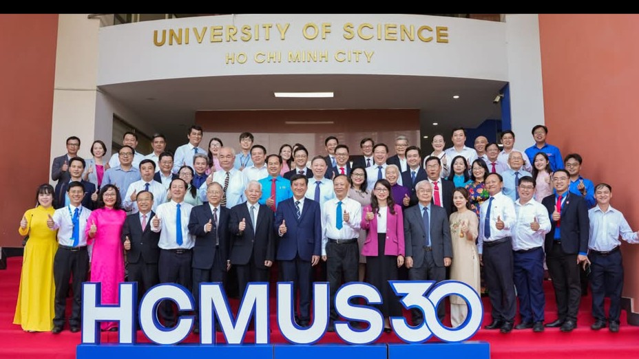 85 NĂM TRUYỀN THỐNG & 30 NĂM THÀNH LẬP TRƯỜNG ĐẠI HỌC KHOA HỌC TỰ NHIÊN, ĐHQG-HCM