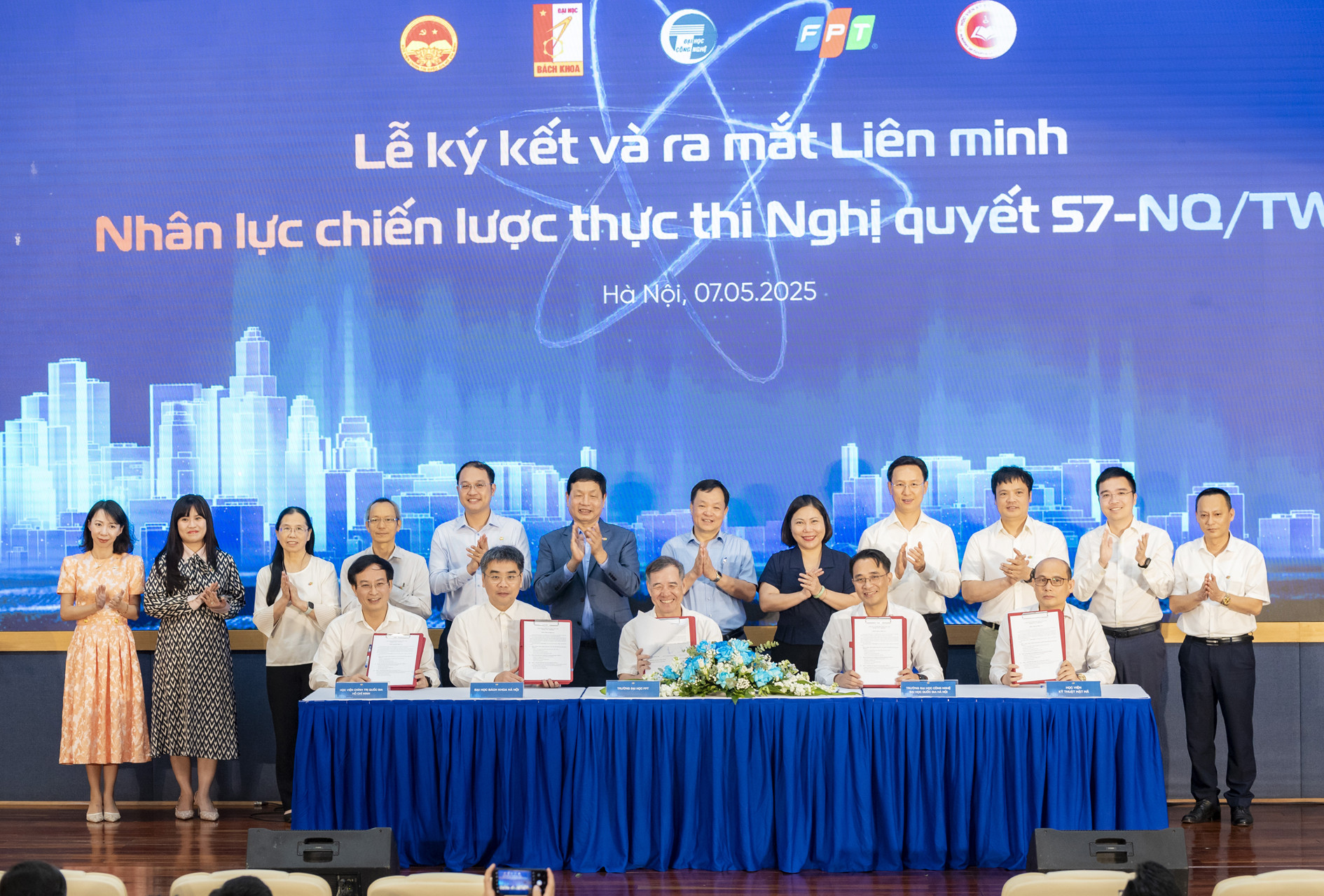 lien-minh-nhan-luc-chien-luoc-thuc-thi-nghi-quyet-57-96554.jpg