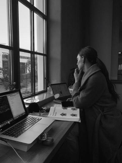 [Knowledge & Skills] Five New Technologies Women Should Master to Thrive in 2025