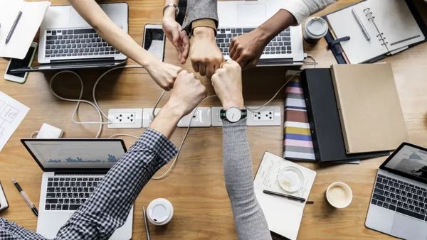 [Knowledge & Skills] The Rise of “Big but Lean” Companies in the AI Era